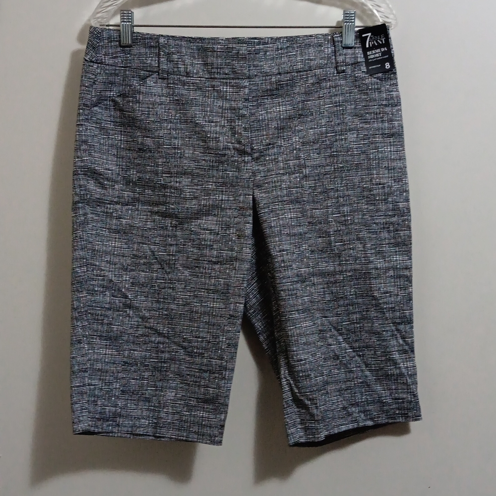 NWT! NY & Company The 7th Avenue Pant Black & White Stretch Bermuda Shorts!